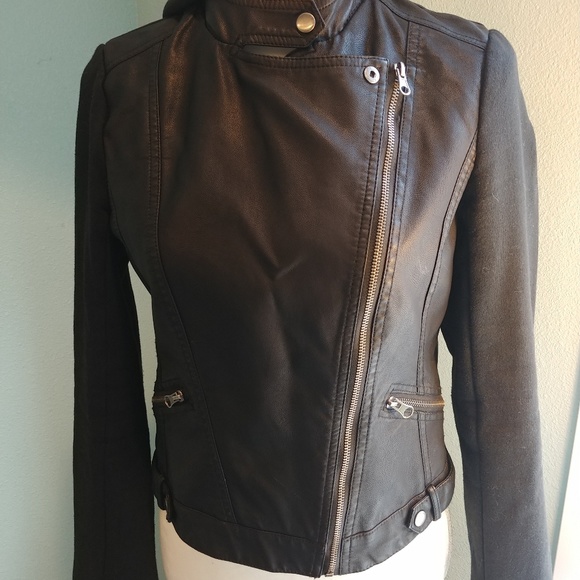 Aeropostale Jackets & Blazers - EUC Faux leather jacket